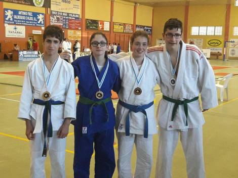 19225265_1430940603694223_1268401349269557421_n